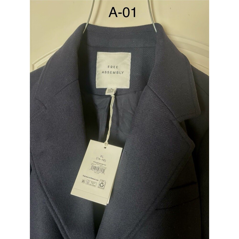 NWT Free Assembly SB Blazer With Rib Cuff Women’s Blue Lined Button XL (16-18) - Picture 4 of 11